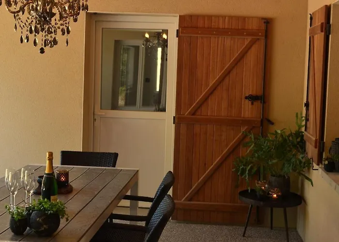 10 People Le Coin Perdu Semesterbostad *